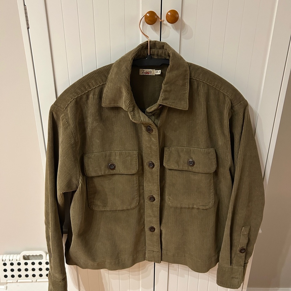 Faherty Olive Cropped Corduroy Button-Up Jacket